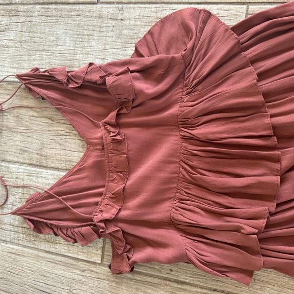 S/W/F Rust Ruffle dress - Picture 9 of 9